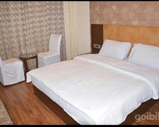 Hotel Parklane Agra (Uttar Pradesh) Exteriör bild